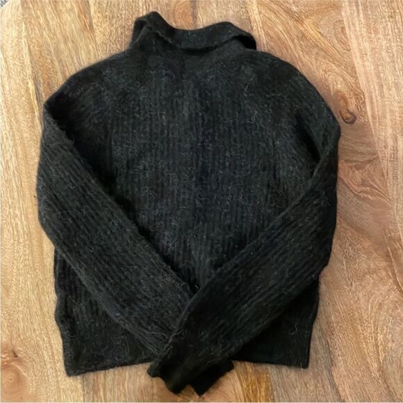 Everlane Mohair Sweater - Picture 2 of 4
